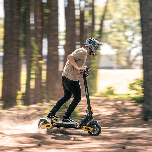 VSETT 10+ Electric Scooter by Ningbo Vsett Intelligent Technology ...